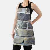 Krummeln und Risse der Grauziegelmauer Schürze (InSitu)