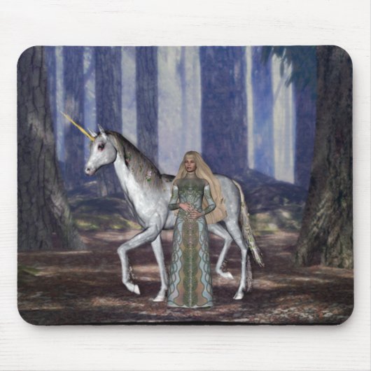 KRW-Jungfrau und der Unicorn Mousepad (Vorne)