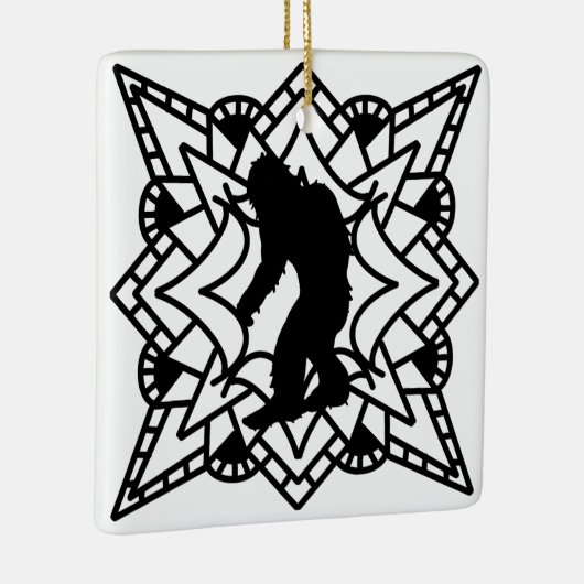 Kryptid Grosser Fuß, Sasquatch in einem Mandala Keramikornament (Rechts)