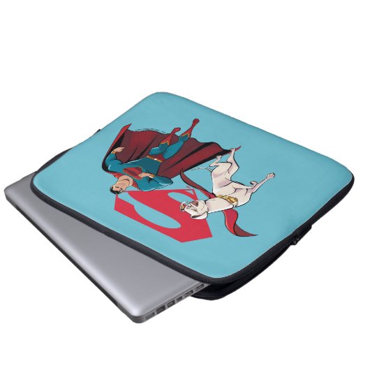 Krypto und Superman Laptopschutzhülle (Vorne Knopf)