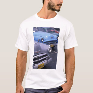 Kuba, Havanna. Klassische Autos aus den 1950er Jah T-Shirt