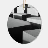 Kuben in Berlin Keramik Ornament (Links)