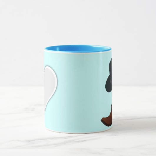 KUCHBOOT UND HAT MIT ROTEM STAR TASSE (Zentrum)