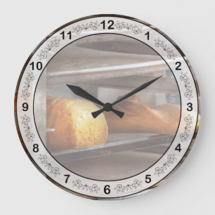 Küche - Essen - Brot - Frisch gebackenes Brot Große Wanduhr