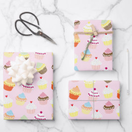 Kuchen in rosa geschenkpapier set