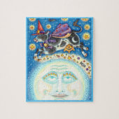 KUCHEN ÜBER DEN MANN AUF DEM MUND, FARBIGER WEISS PUZZLE (Vertikal)