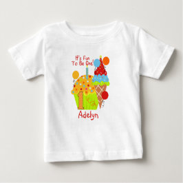 Kuchen-und Eiscreme-Spaß, zum ein 1. Geburtstag zu Baby T-shirt