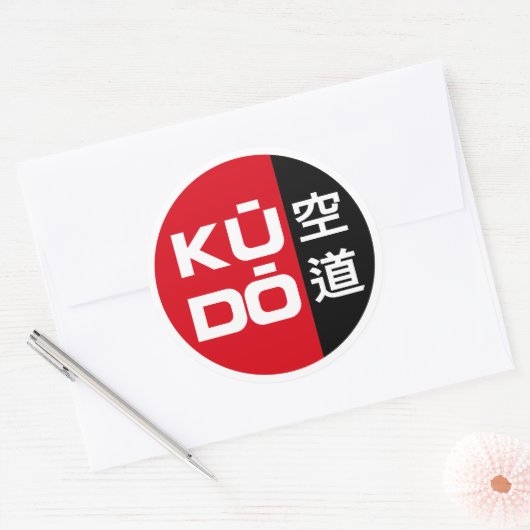 Kudo – Minimal Japanese Martial Arts Emblem Runder Aufkleber (Umschlag)