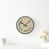 Kudos® Runde Wanduhr (Zuhause)