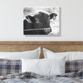Kuh hinter Barbed Wire Black und White 11x14 Leinwanddruck (Insitu (Schlafzimmer))