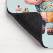 Kuh mit floralen Akzenten Mousepad (Ecke)