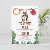 Kuh Print Rustic First Rodeo Cowboy Einladung (Stehend Vorderseite)