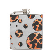 Kuh Schwarz und Orange Polka Dot Print Flachmann (Vorderseite)