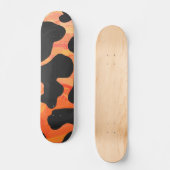 Kuh Schwarz und Orange Print Skateboard (Vorderseite)