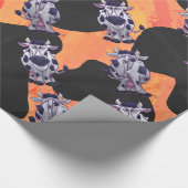Kuh Schwarz und Orange Wild Me Geschenkpapier (Ecke)
