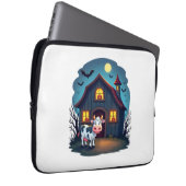 Kuh und Spuk Stall Laptopschutzhülle (Vorne Rechts)