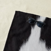 Kuh verstecken Schwarz-weiß Strandtuch (Beispiel)