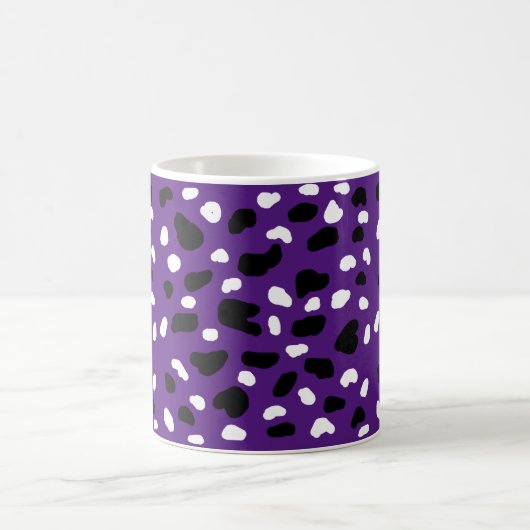 Kuhdruck auf Lila, Kaffeetasse (Mittel)