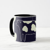Kuhdruckbecher auf marineblarem Hintergrund mit we Tasse (Vorderseite Links)