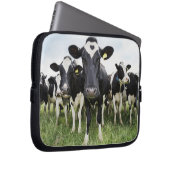 Kühe, die hintereinander stehend sind und die Kame Laptopschutzhülle (Vorne Rechts)