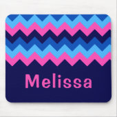 Kühle Blaue Rosa Chevron Monogramm Mauspad (Vorne)