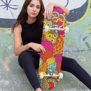 Kühle farbenfrohe moderne abstrakte Blumengestaltu Skateboard