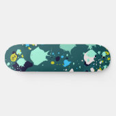 Kühle grüne farbenfrohe Mal-Splatter-Initialen Skateboard (Horizontal)