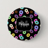 Kühle lustige bunte Donuts Muster schwarzes Monogr Button (Vorderseite)