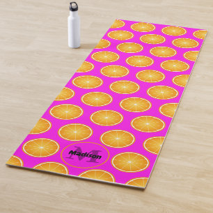 Kühle saftige Orangenscheiben Monogramm Neonpink Yogamatte
