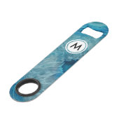 Kühles Blaues Achatmuster mit Monogramm Speed Flaschenöffner (Rückseite Schrägansicht)