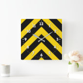 Kühne Autobahn Verkehr Hummel Bee Chevrons auf ein Quadratische Wanduhr (Zuhause)