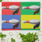 kühne Bowling-Buttone Geschirrtuch (Gefaltet)