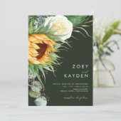 Kühne Country Sunflower | Lässige Dunkelgrüne Hoch Einladung (Stehend Vorderseite)