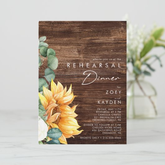 Kühne Country Sunflower | Wood Probe Dinner Einladung (Stehend Vorderseite)
