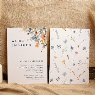 Kühne Elegant Floral Wir sind Verlobte Engagement  Einladung