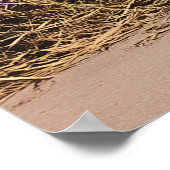 Kühne Mode in einer lebendigen urbanen Landschaft Poster (Ecke)