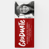 Kühne moderne Graduierte ein Foto Crimson Abschlus Banner (Vertikal)