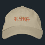 Kühne und Regal Hat der Khaki King Cotton Super Ca Bestickte Baseballkappe<br><div class="desc">Jeden Tag Royalty: Tragen Sie Ihre Krone mit Stolz in dieser khaki Baumwollkappe, mit "King" bestickt auf der Vorderseite. Das verstellbare Gurtband sorgt für eine gemütliche und komfortable Passform.</div>