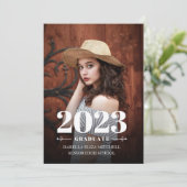 kühner Abschluss | Ankündigung von Fotos (Stehend Vorderseite)