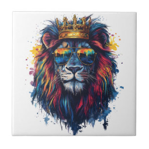 Kühner Löwenkopf mit Sonnenbrille und Krone Fliese