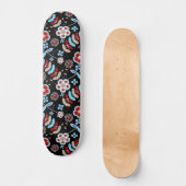 Kühnes florales Muster Skateboard (Vorderseite)