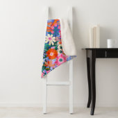 Kühnes Retro-Blumenmuster Sherpadecke (Beispiel)