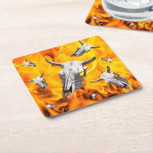 Kuhschädel und Feuer Rechteckiger Pappuntersetzer (angewinkelt)