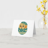 Küken, die aus einem farbenfrohen Ei PERSONALISIER Karte (Gelbe Blume)
