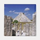 Kukulcan Pyramide aus der Gruppe der Magnet (Vorne)