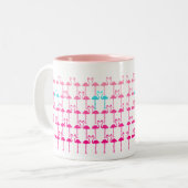 Kundengerecht: Rosa Flamingo Zweifarbige Tasse (Vorderseite Links)