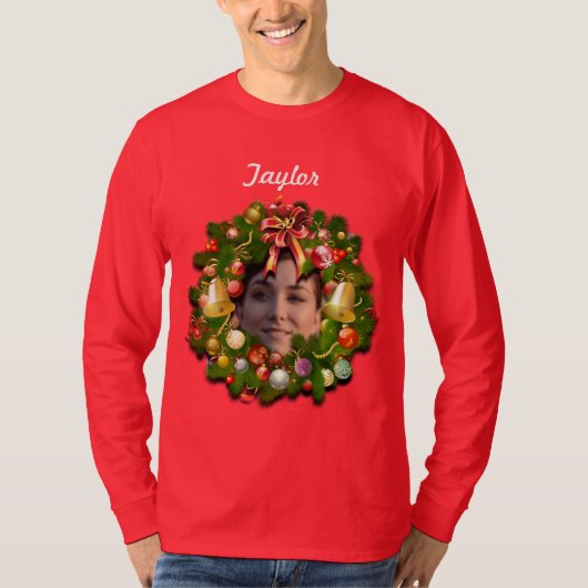 Kundengerechter WeihnachtsKranz T-Shirt (Vorderseite)