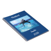 Kundenspezifische Delphine, die im Ozean tut Notizblock (Rechte Seite)