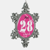 Kundenspezifische personalisierte rosa schneeflocken Zinn-Ornament (Links)
