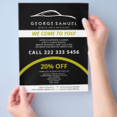 Kundenspezifische Reparatur und modernes Auto im D Flyer (Hand)